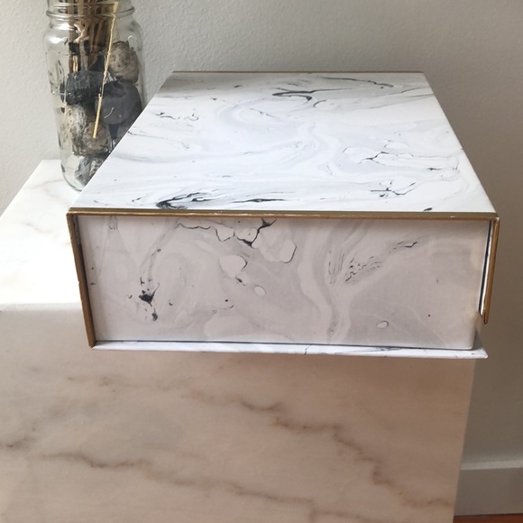 NEW Marble Designed Box - Picture 4 of 6